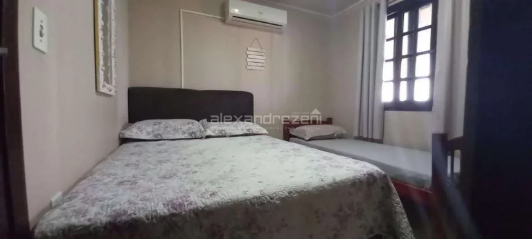 Imagem Casa 4 dormitórios praia de Bombas