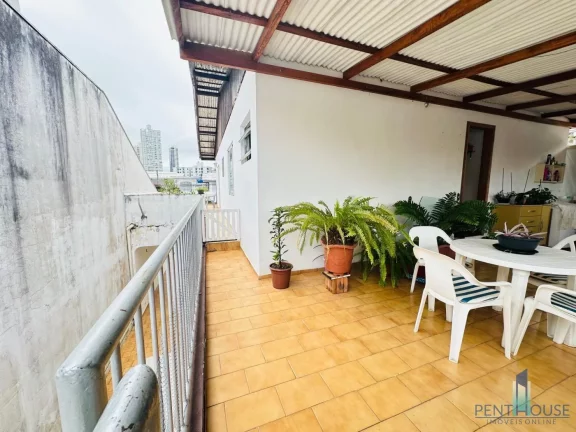 Imagem Casa para Venda em Balneário Camboriú, Nações, 5 dormitórios, 4 suítes, 5 banheiros, 3 vagas