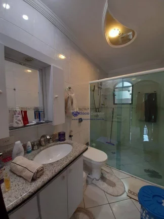Imagem Sobrado com 3 dormitórios à venda, 174 m por R$ 700.000,00 - Jardim Adriana - Guarulhos/SP