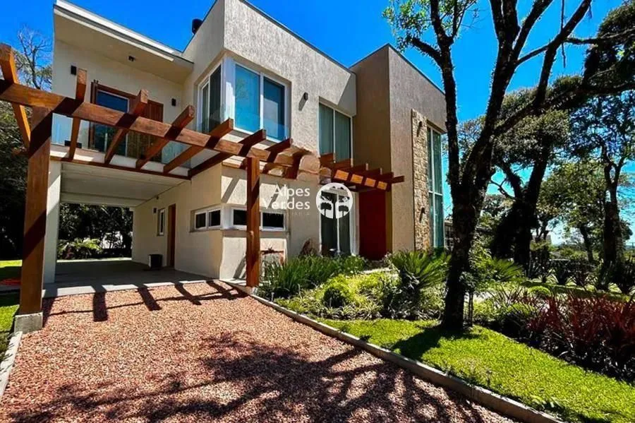 Foto do imóvel Vende-se Casa em Condominio com 3 suites a 5 minutos da Rua Coberta