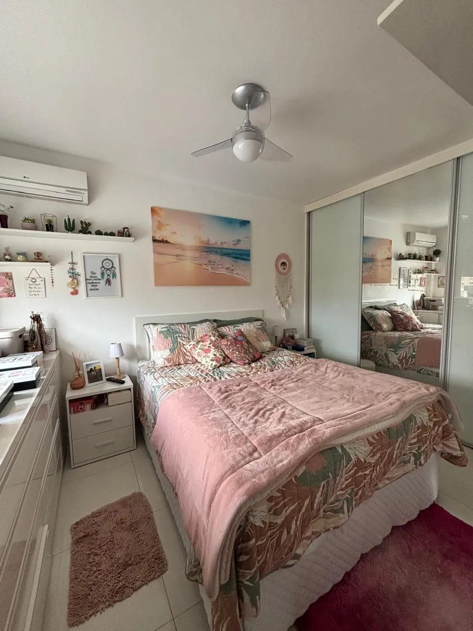 Imagem Apartamento de 3 quartos, suíte e 1 vaga de garagem no bairro Santo Antônio POA
