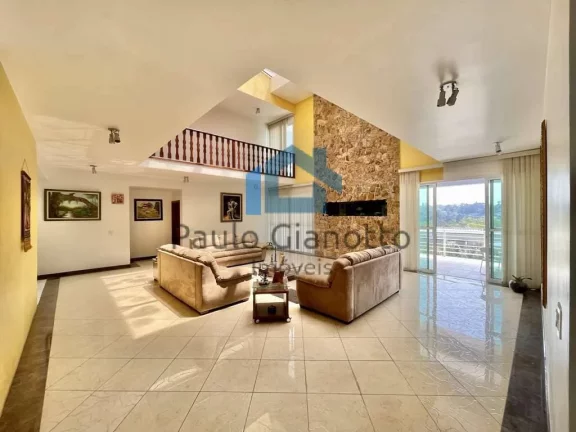 Imagem Casa de Luxo è Venda no Golf Village Granja Viana