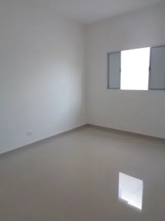 Imagem Casa Geminada 71 m 2 doms/1 Suíte 2 vagas próximo a praia