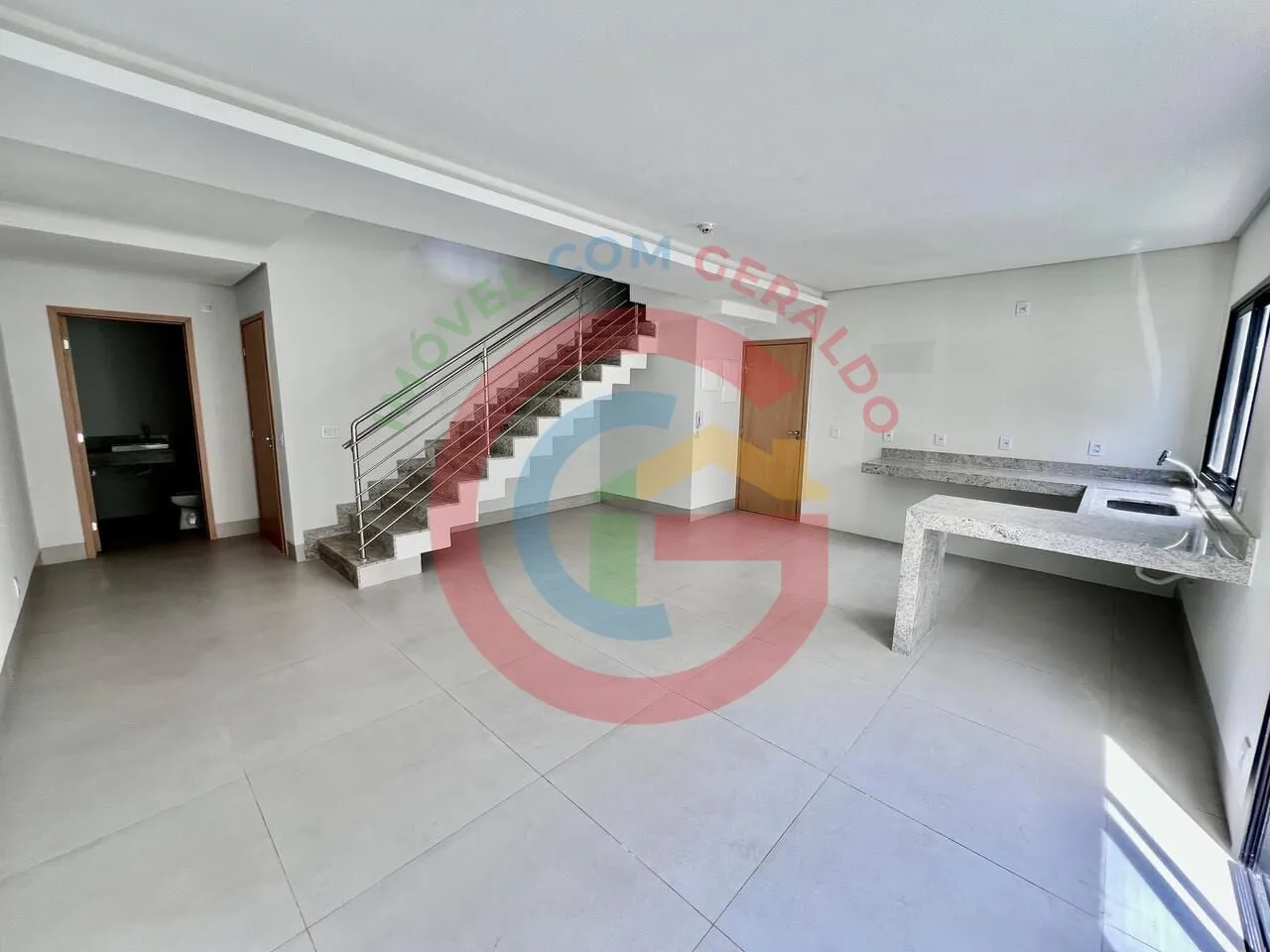 Imagem ÚLTIMAS UNIDADES! Sobrado em condomínio - 3 suítes - Setor Jaó