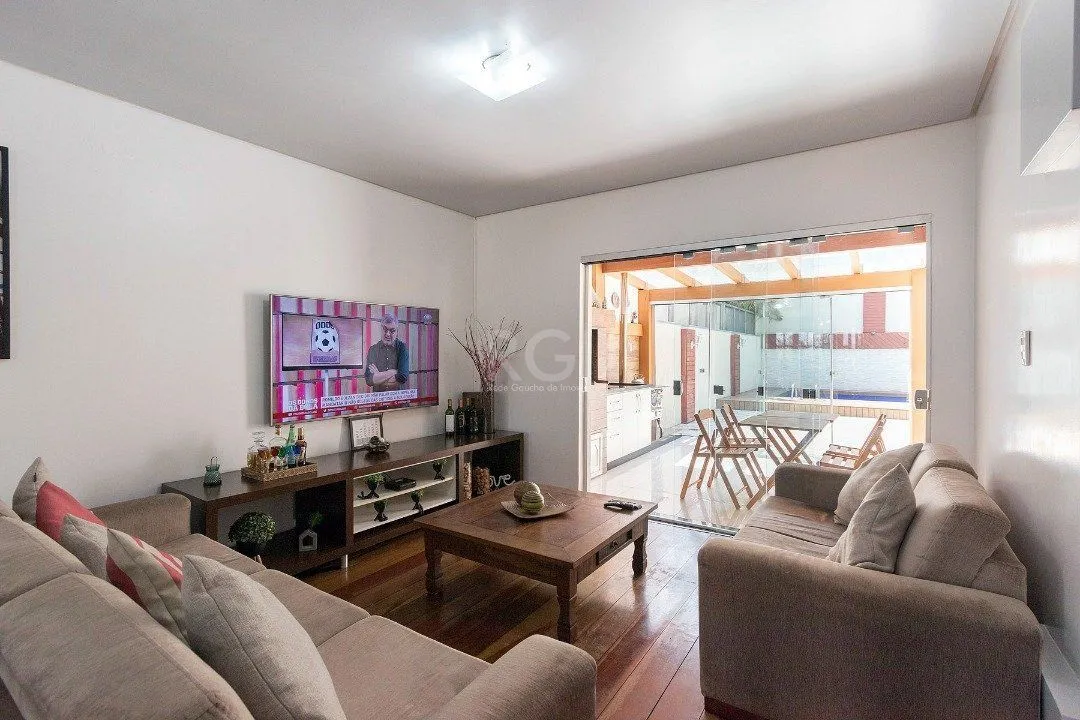 Imagem Casa Condominio para Venda - 297.63m², 4 dormitórios, sendo 1 suites, 2 vagas - Espirito Santo