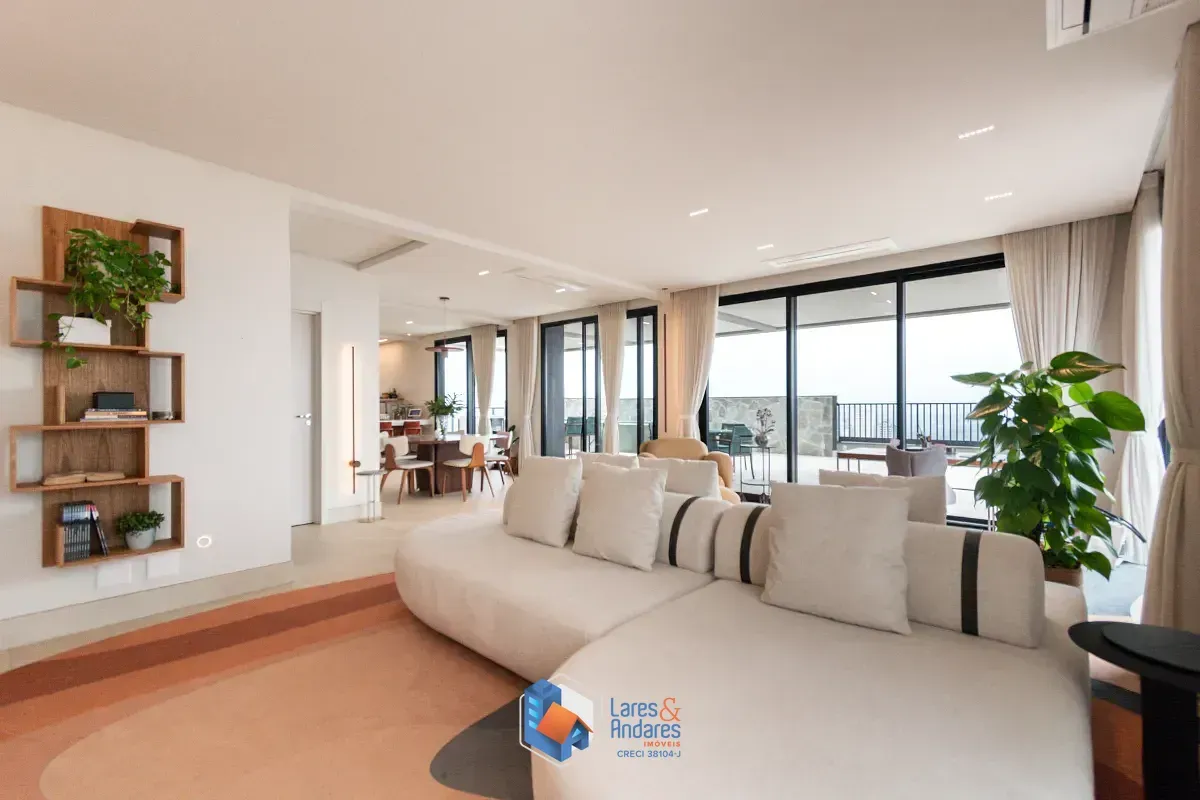 Imagem Cobertura para venda em Vila Madalena com 3 quartos, sendo 3 suítes, 381m²