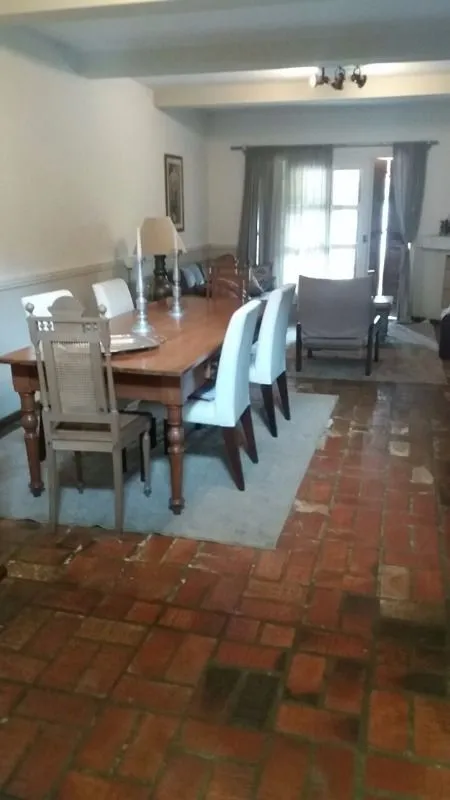 Imagem Casa para Venda - 239.2m², 3 dormitórios, 2 vagas - Recanto Do Sabiá