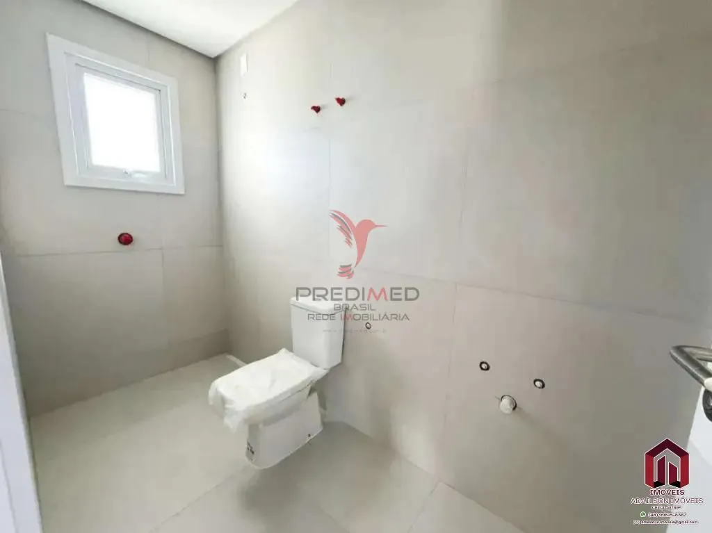 Imagem *Casa com 3 Dormitórios à venda,199 m² por R$ 1.850.000 - Daniela - Florianópolis/SCBrasil