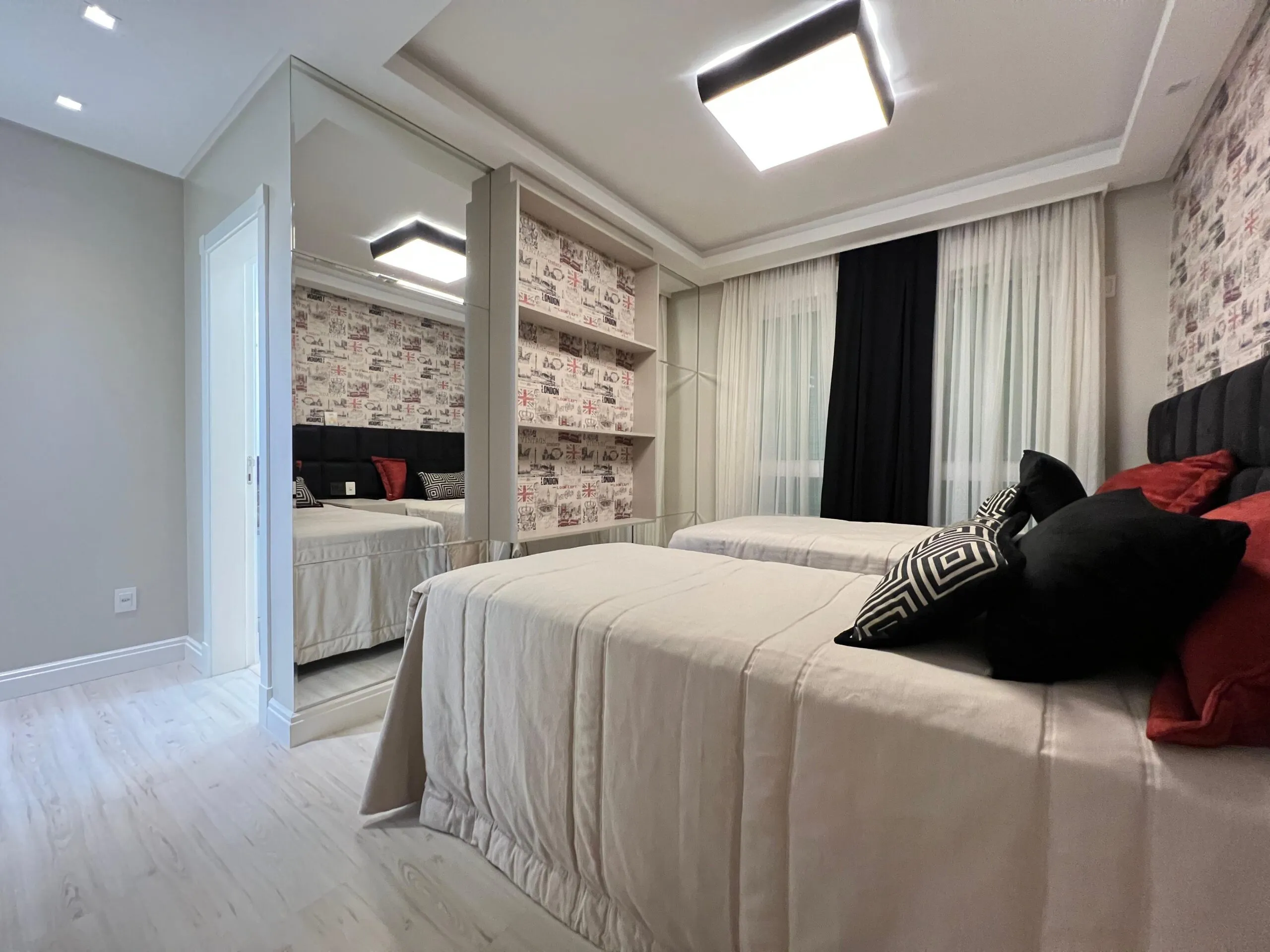 Imagem Apartamento com vista para o mar à venda com 273m2 por R$ 6.000.000,00