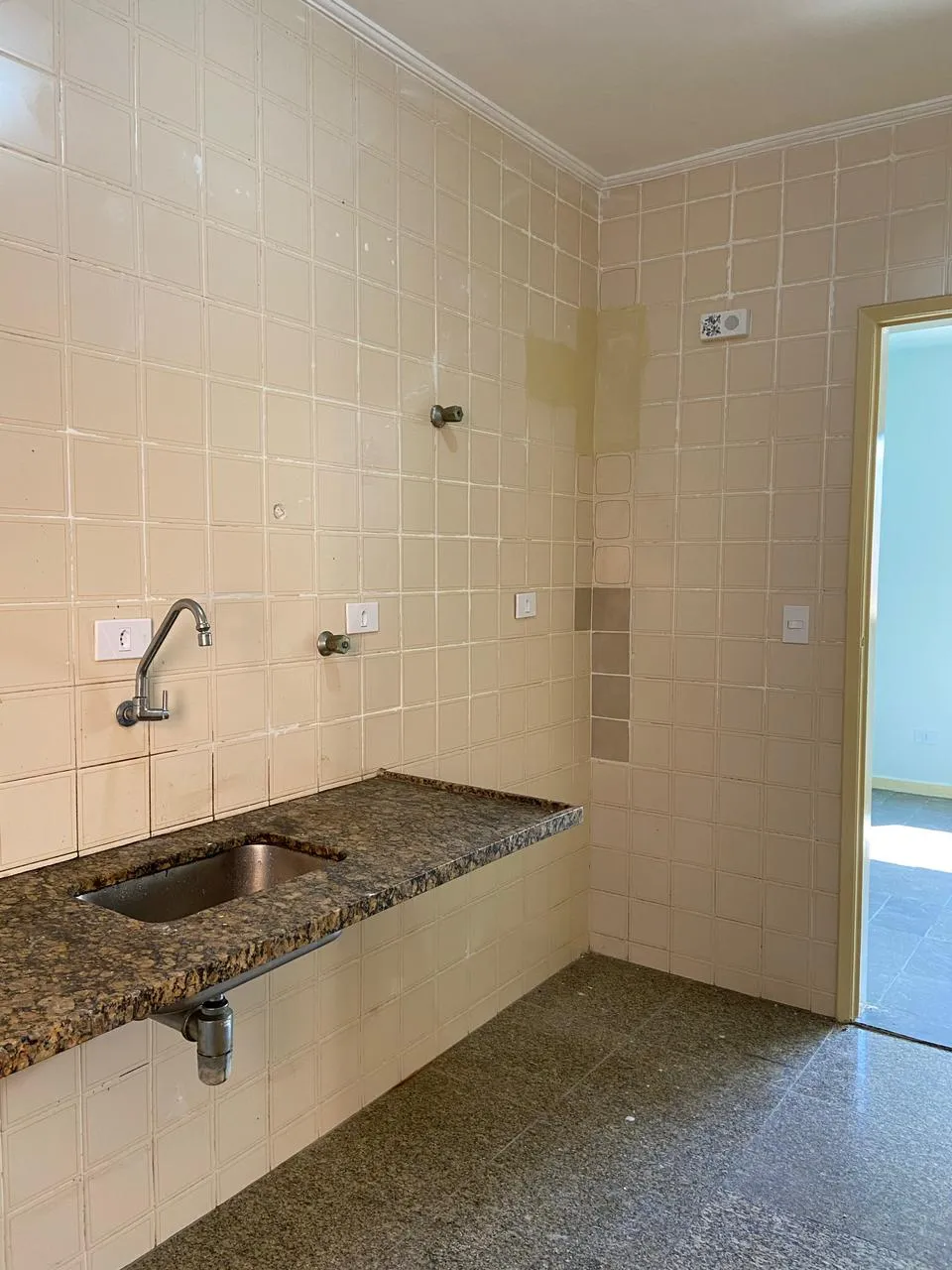 Imagem VENDO LINDO APARTAMENTO NO GUARUJA-CIDADE ATLANTICA-SP!