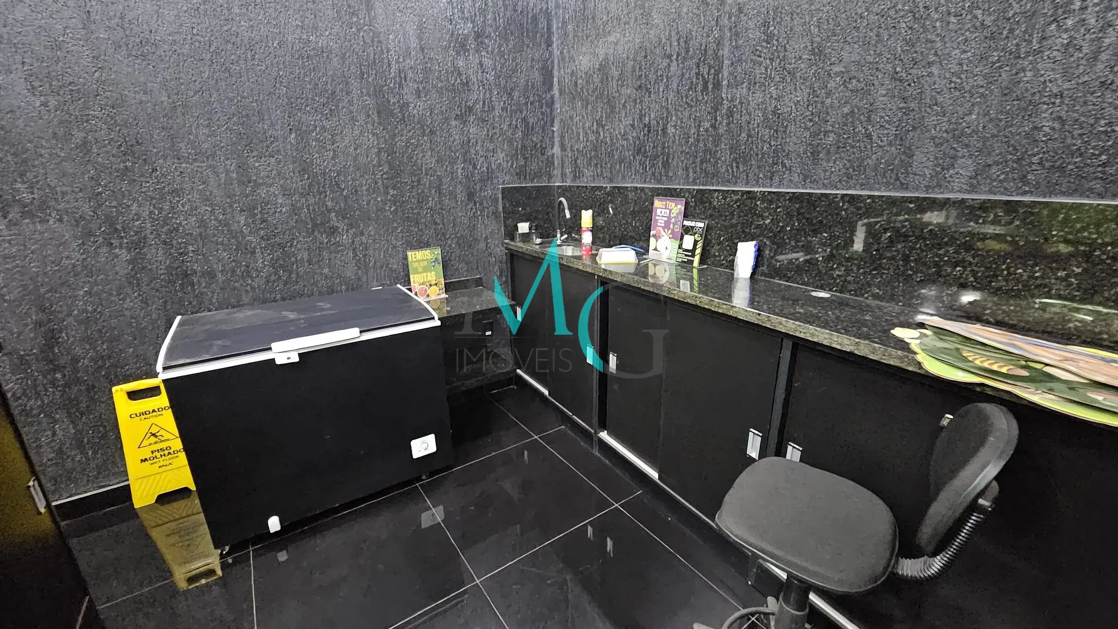 Imagem Prédio para locação 550m² por R$ 15.000,00 + taxas, Santíssimo, Rio de Janeiro, RJ