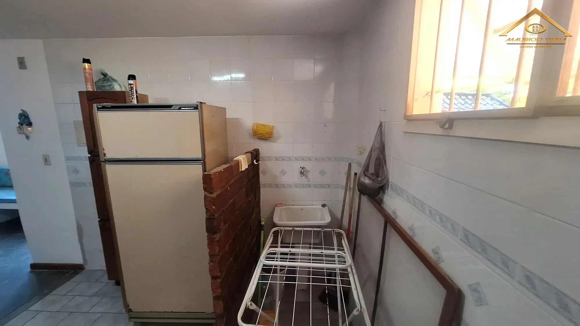 Imagem Linda casa na Ogiva, em condomínio fechado, porteira fechada e com preço abaixo do mercado. Em frente ao Clube Náutico.