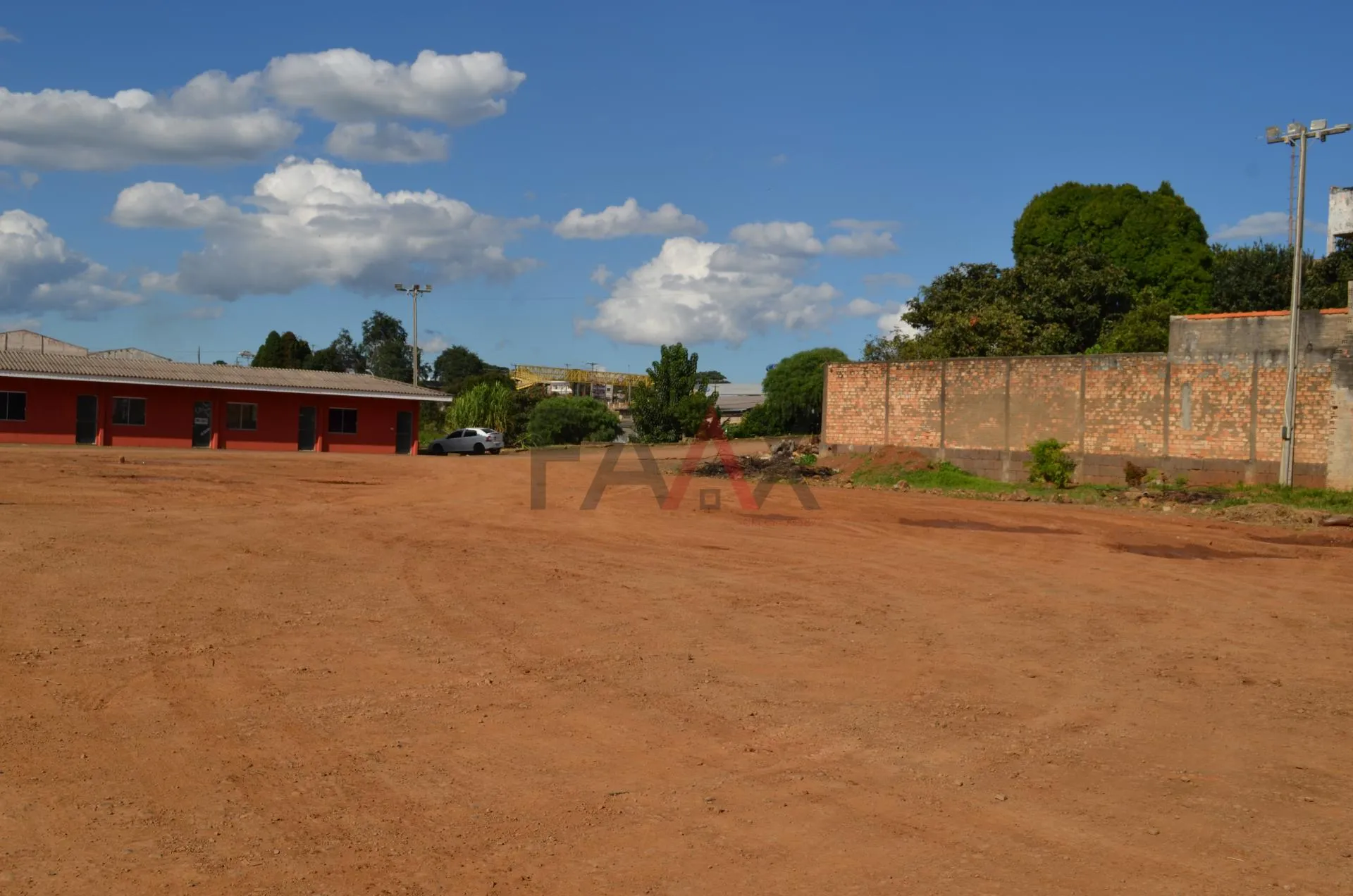 Imagem Terreno comercial a venda em frente a BR 277 em GUARAPUAVA - PR
