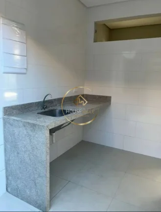 Imagem Casa Sobrado, 3 Dormitórios(1 suíte), piscina, 4 vagas,Terras do Vale.