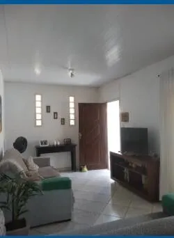 Imagem Casa à Venda em Canasvieiras - 4 Dormitórios 200 Metros da Praia