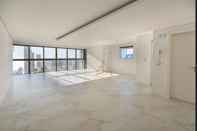 Imagem Apartamento com 4 dormitórios à venda, 167 m² por R$ 3.965.500,00 - Centro - Balneário Camboriú/SC