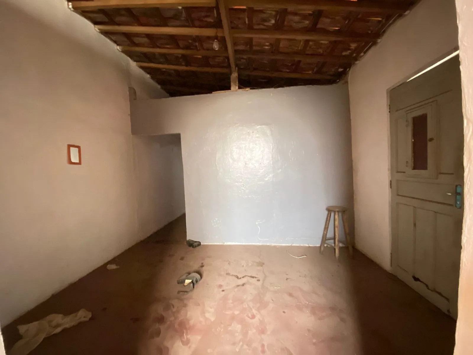 Imagem Oportunidade única: Casa comercial à venda em Votorantim-SP, 2 quartos, 1 sala, 1 vaga, 167m².