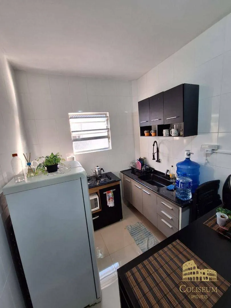 Imagem Kitnet com 2 dormitórios à venda, 43 m² por R$ 265.000,00 - Tupi - Praia Grande/SP