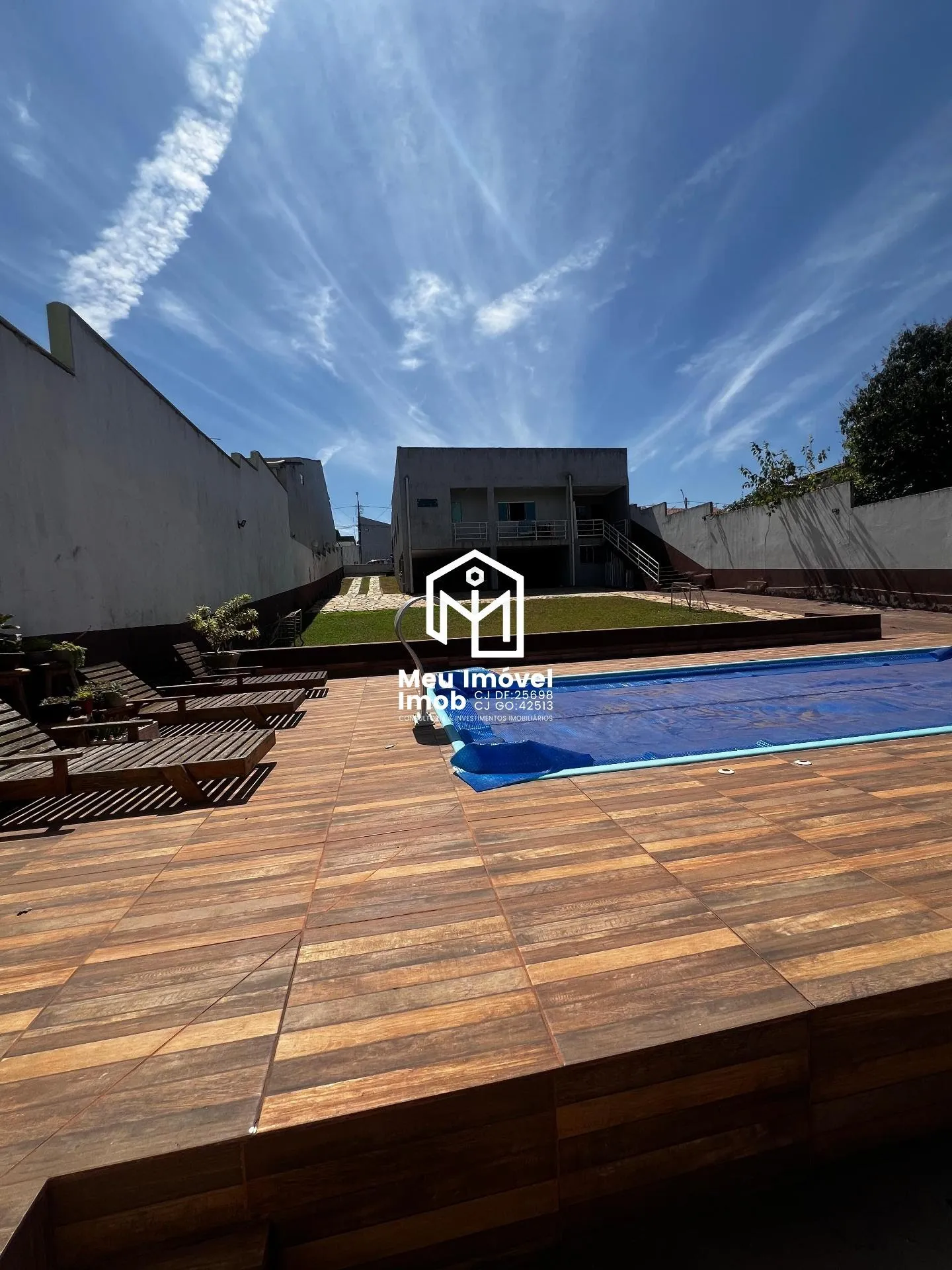 Imagem Casa 3 Quartos 3 Suítes 5 Vagas 300m² Vicente Pires/DF