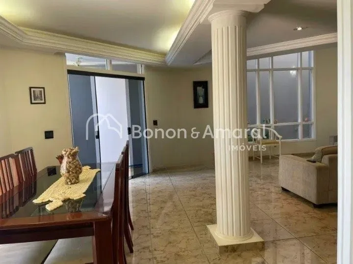 Imagem Casa com 4 Quartos e 4 banheiros à Venda - Parque Alto Taquraral