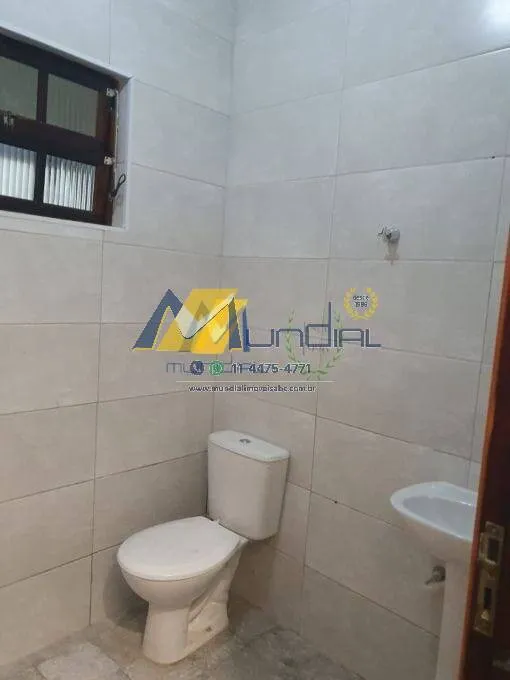 Imagem Vendo Casa em Condomínio, Praia Grande a 100 mts da praia.