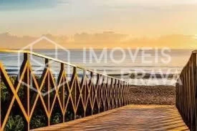 Foto do imóvel APARTAMENTO A VENDA 3 DORMITORIOS PRAIA BRAVA ITAJAI em Rua Evaristo da Veiga