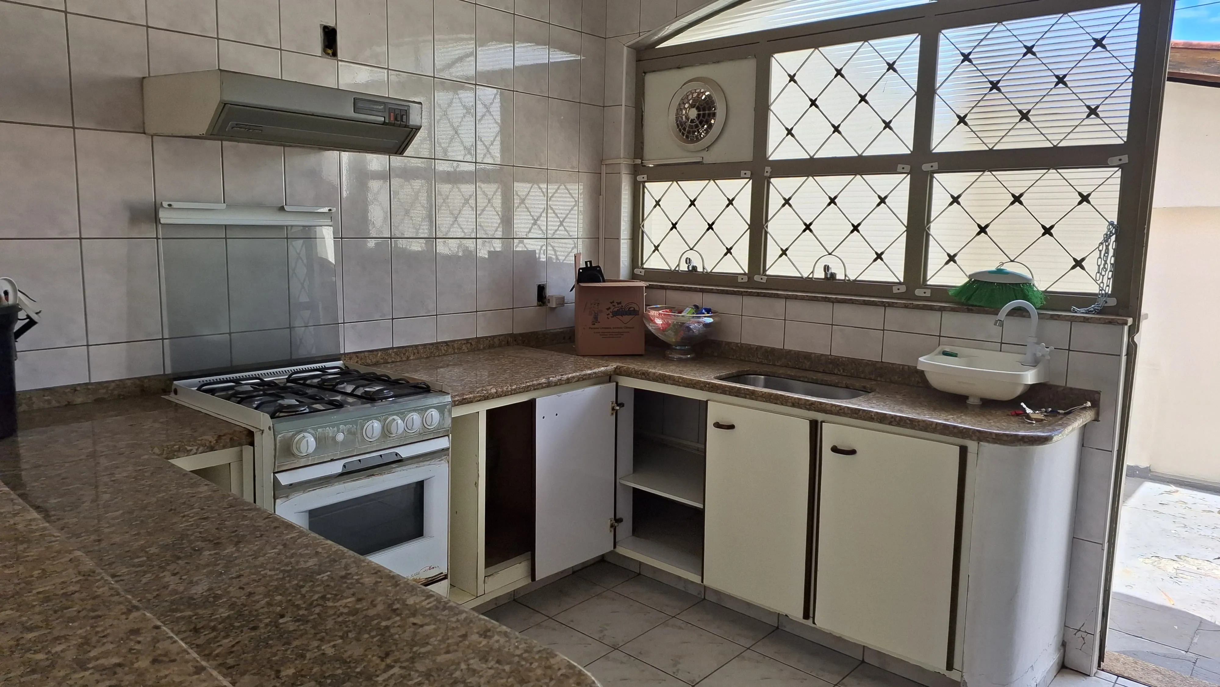 Imagem Sobrado com 3 Quartos à venda, 310m² - Jardim Icatu