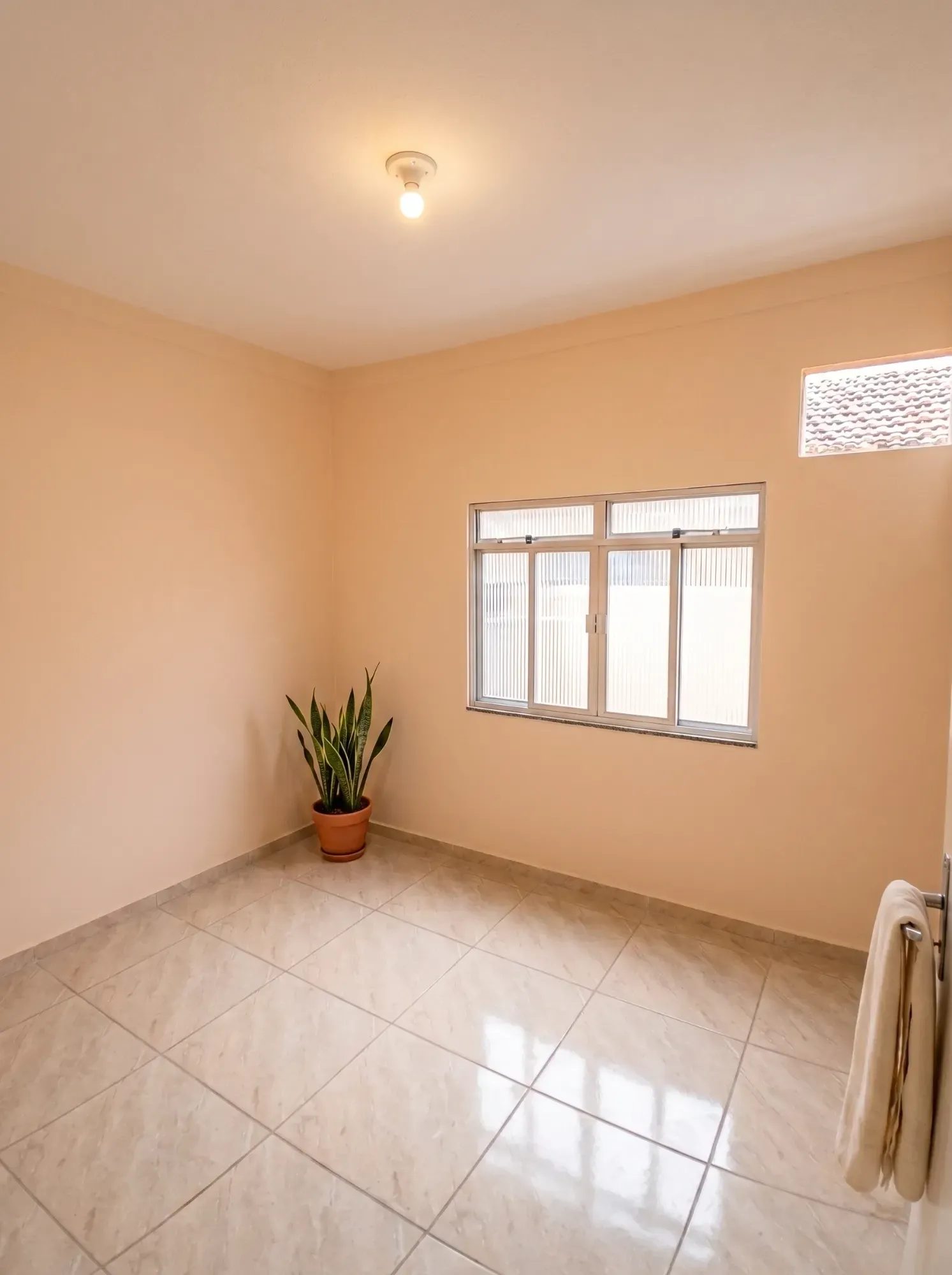 Imagem Casa com 2 Quartos à Venda, 140 m² em Bangu - Rio de Janeiro