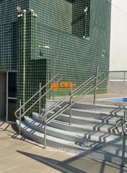 Imagem Vendo apartamento em Boa Viagem com 2 quartos e uma suíte.