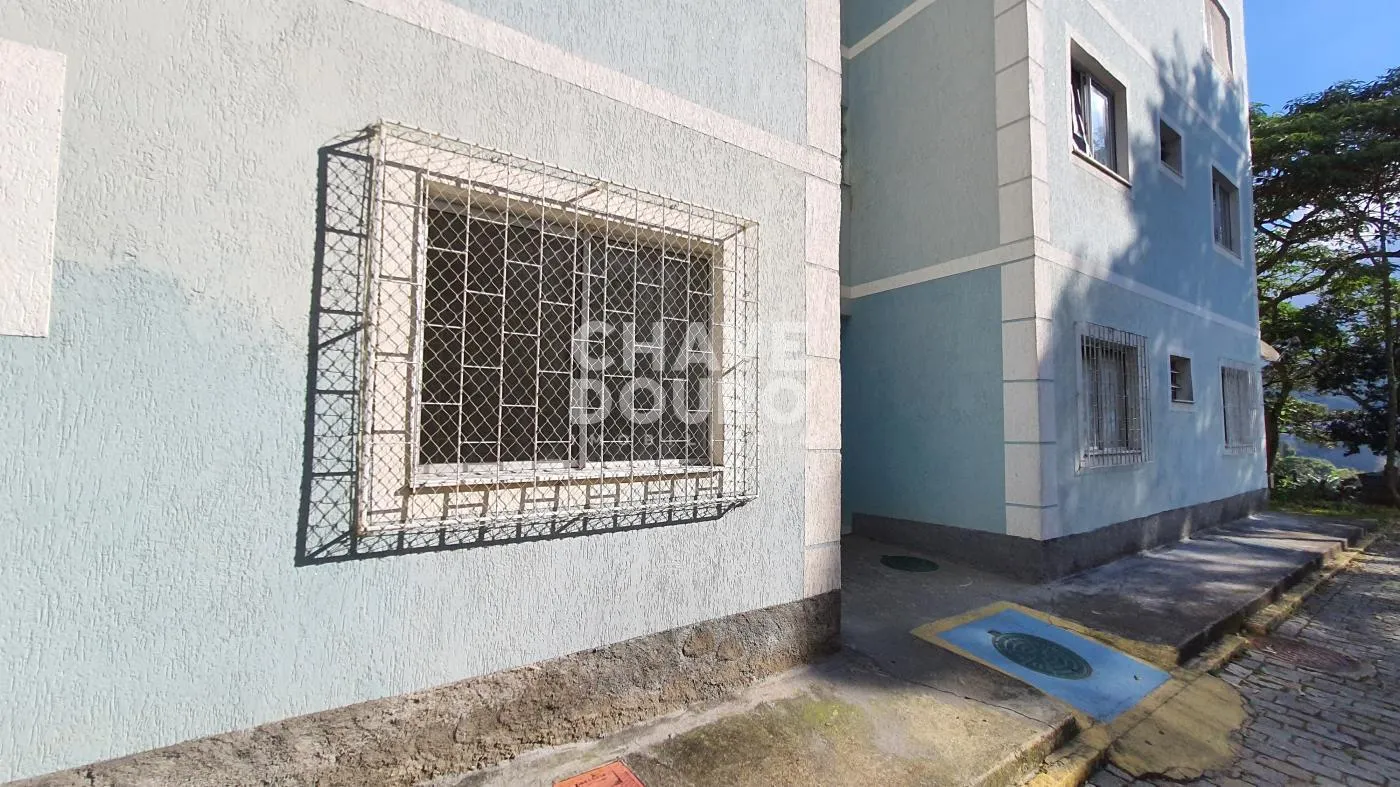 Imagem Apartamento térreo de 2 quartos com 1 vaga para aluguel em Araras Teresópolis