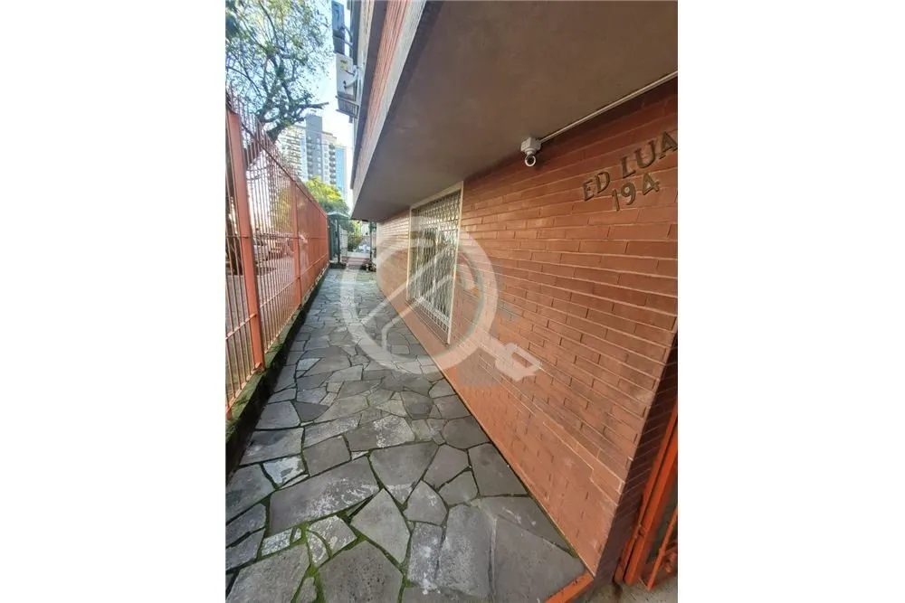 Imagem Apartamento de 1 quarto, semi - mobiliado, localizado no bairro Praia de Belas, um dos bairros mais ...