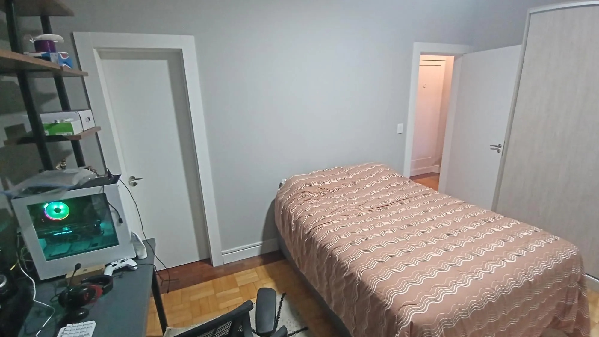 Imagem Apartamento com 4 dormitórios no Centro de Porto Alegre