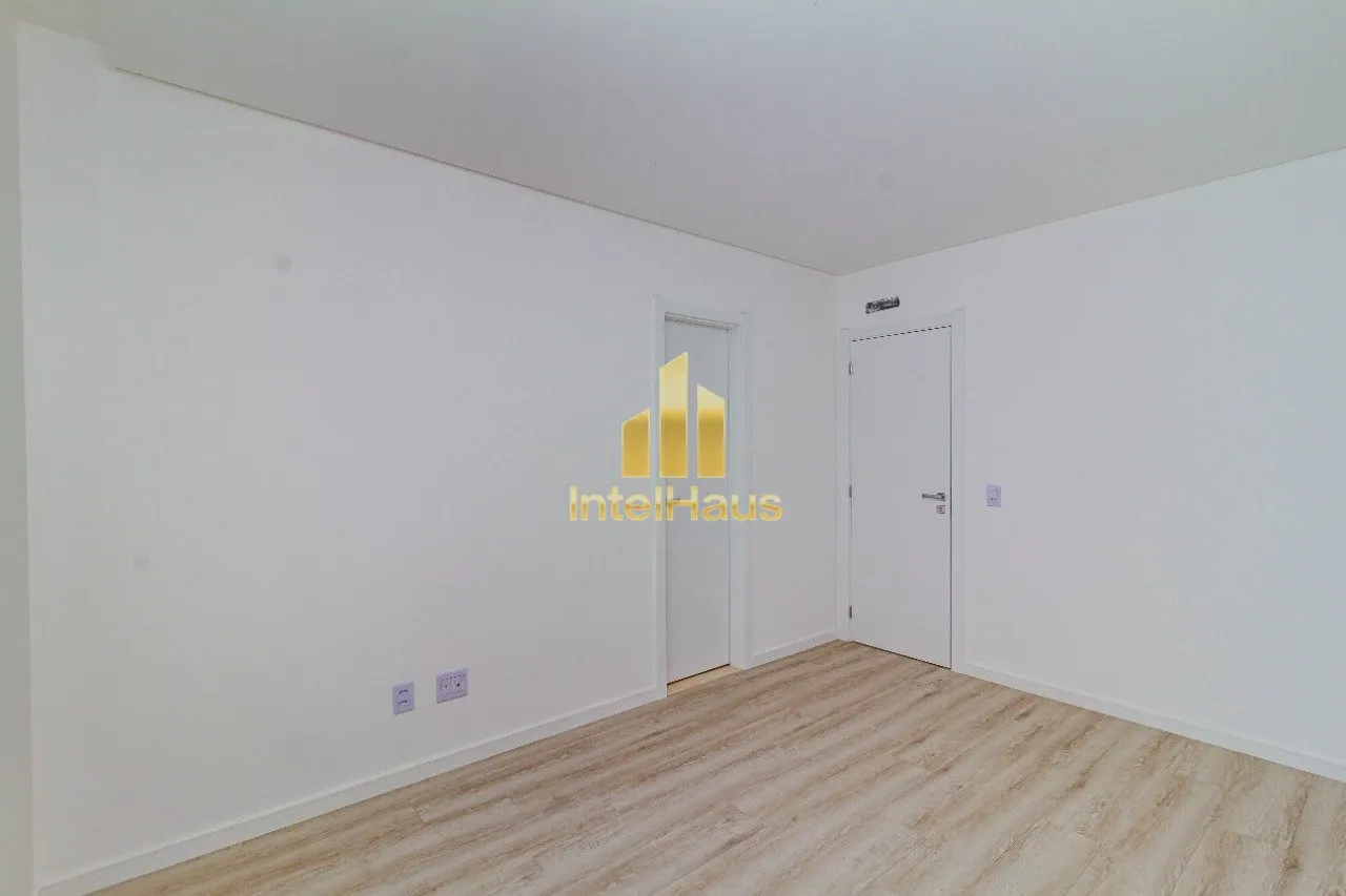 Imagem Descubra o Luxo Clássico no Edifício Villa Alba: Seu Refúgio Exclusivo em Balneário Camboriú!
I...