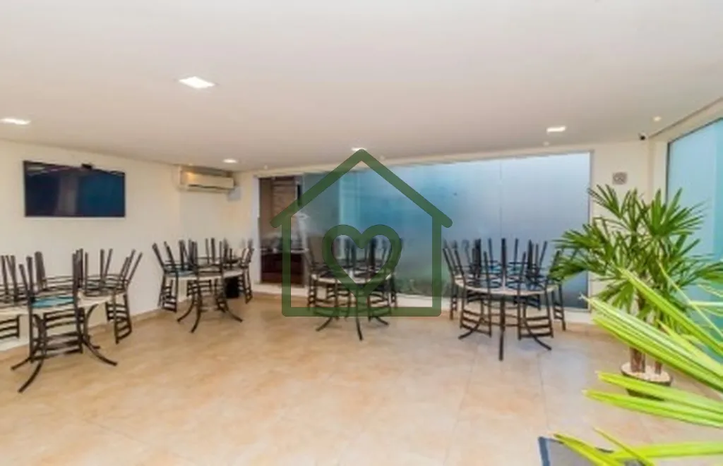Imagem Descubra o conforto e a praticidade deste apartamento, localizado no charmoso bairro da Glória, em ...