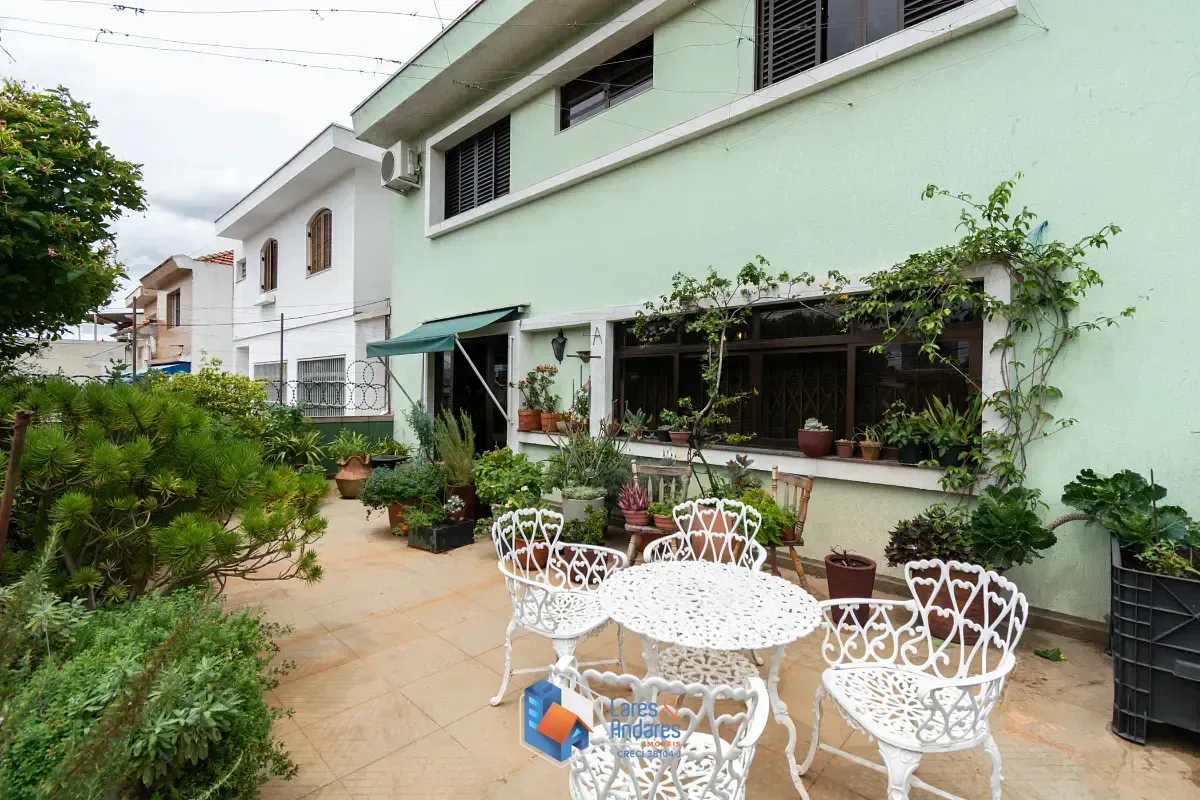 Imagem Casa para venda em Vila das Mercês com 4 quartos, sendo 1 suíte, 263m²