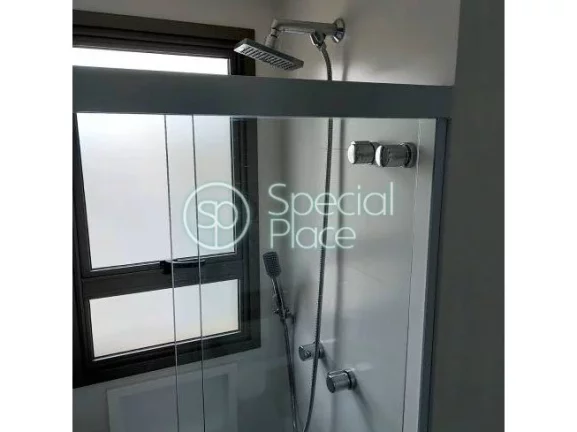 Imagem Ótimo apartamento com 115m² em Moema Pássaros Moderno, andar alto, muita luz natural Living com v...