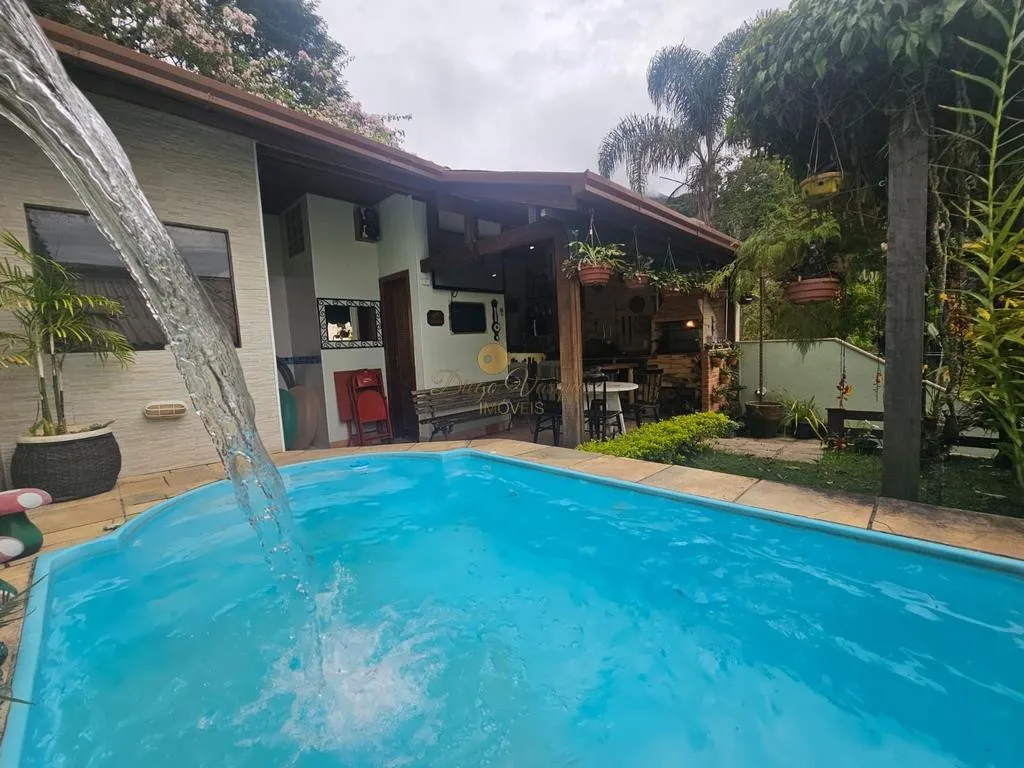 Foto do imóvel Casa para Venda em Teresópolis / RJ em Estrada do Triunfo