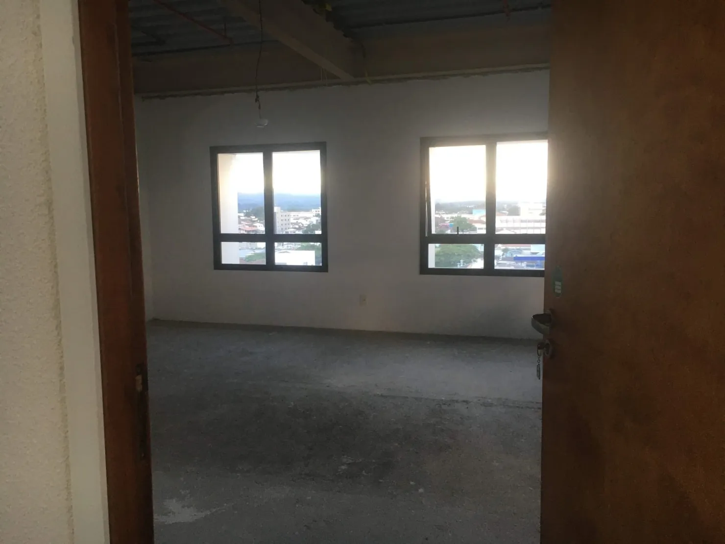 Imagem Comercial à venda 1 Vaga, 37.65M², Centro, Pindamonhangaba - SP | DHF Quality Smart Office