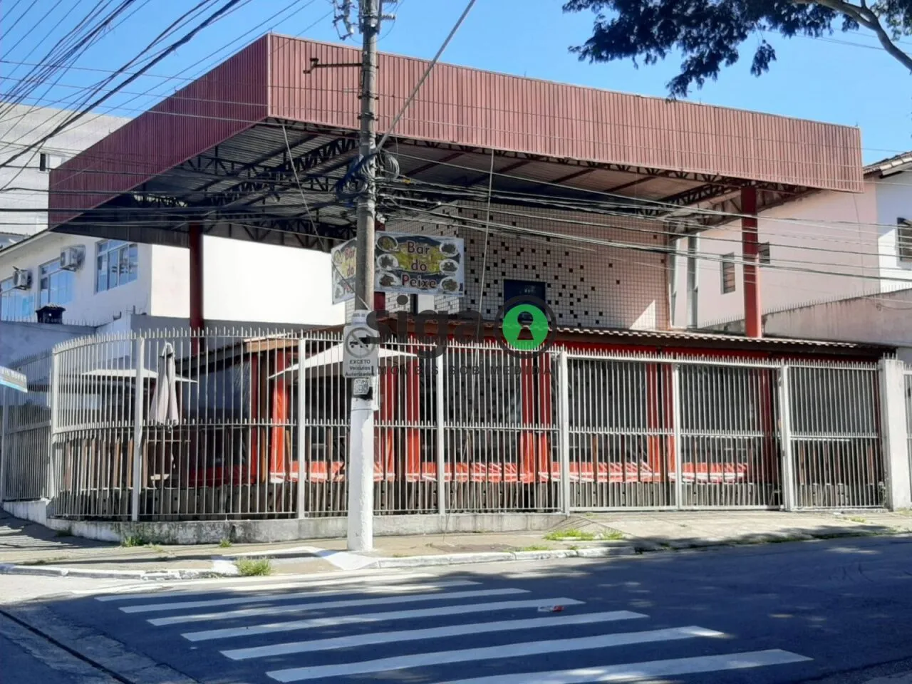 Imagem Prédio Comercial de Esquina para Locação de 350 metros - Oportunidade