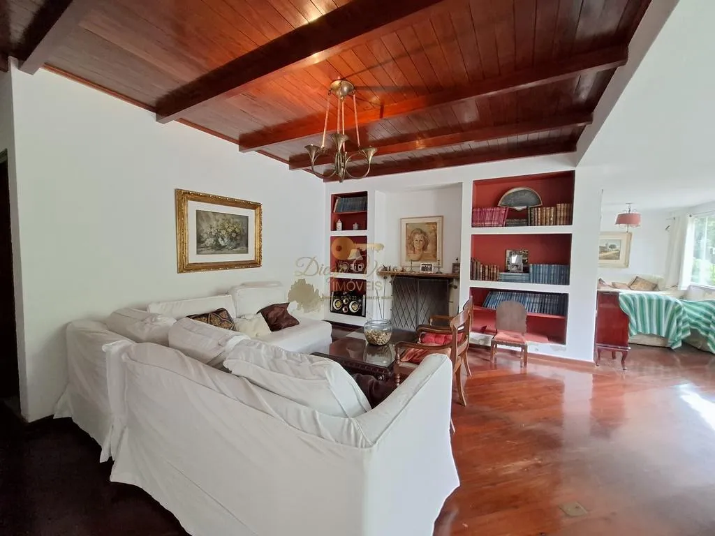 Imagem Casa para Venda em Teresópolis / RJ no bairro Albuquerque