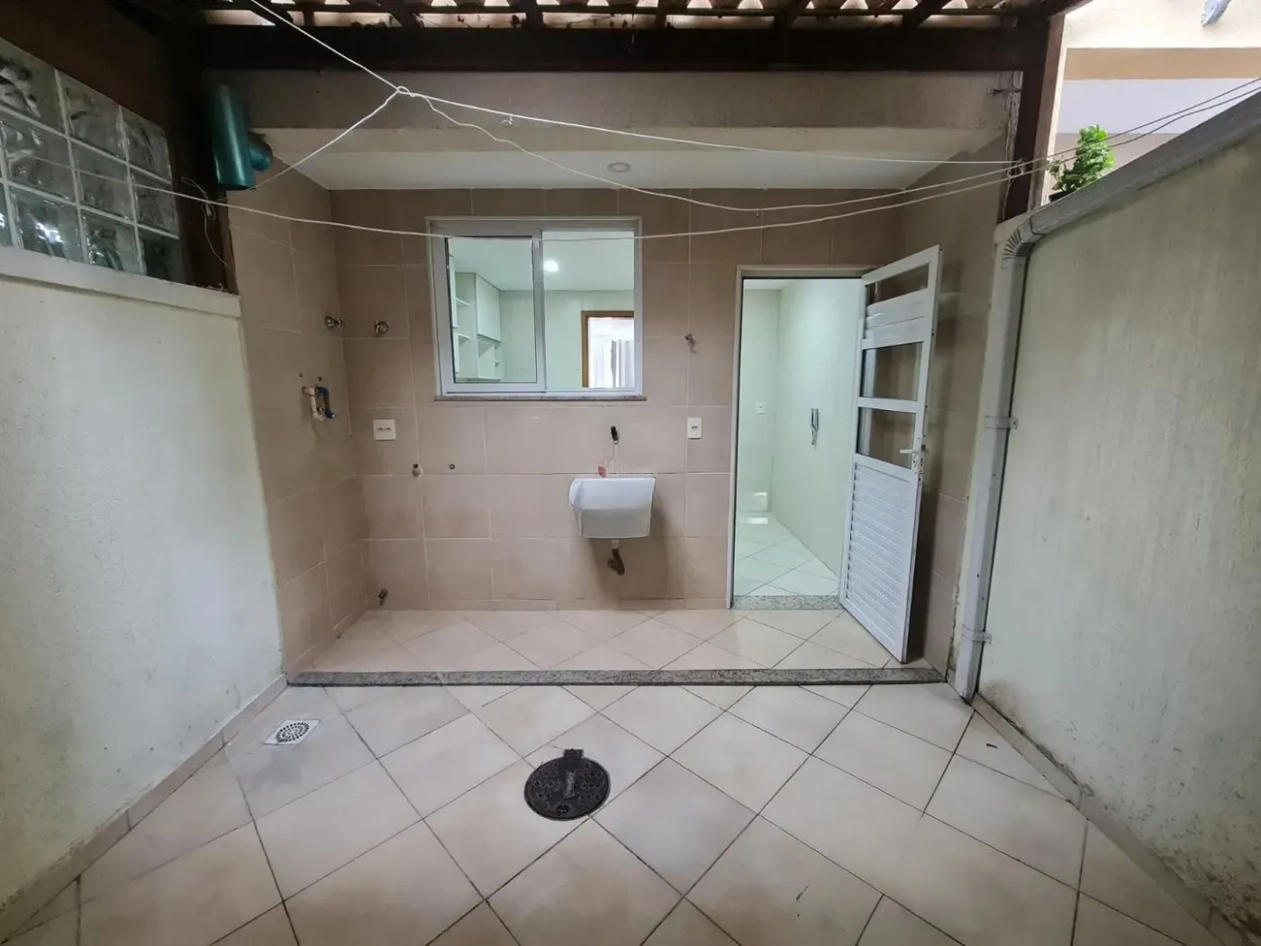 Imagem Casa em Condomínio para Venda em Rio de Janeiro, Taquara, 4 dormitórios, 2 suítes, 3 banheiros, 2 vagas