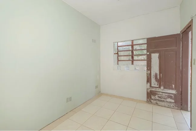 Imagem Casa para venda no bairro Espírito Santo em Porto Alegre