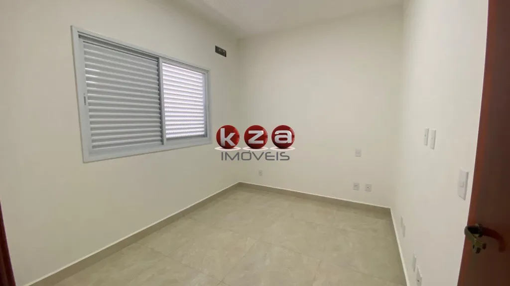 Imagem Casa em Condomínio de Alto Padrão em Valinhos-SP 3 suítes 2 salas 5 banheiros 223m² Village Santa Clara