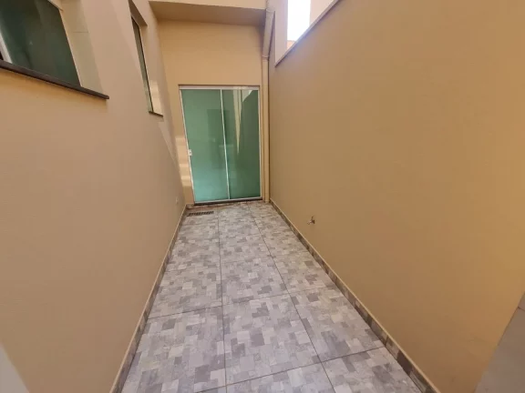 Imagem Casa com 2 dormitórios à venda, 212 m² por R$ 680.000 - Jardim Boer I - Americana/SP