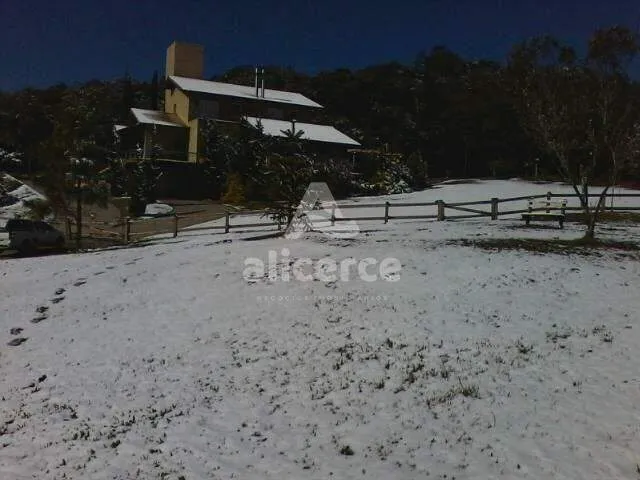 Imagem Terreno rural de 2.692m²,natureza, tranquilidade, segurança e uma estrutura em Condomínio com Lagos, Cachoeira e Estrutura Completa em Rancho Queimado