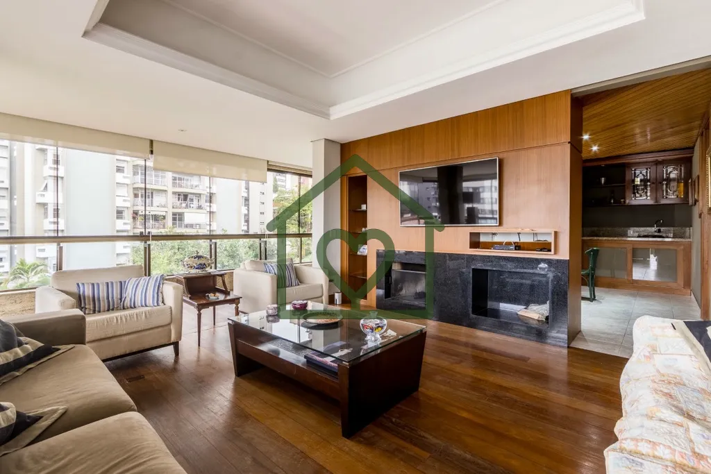 Imagem Amplo apartamento de 244m² com 2 suítes completas, sendo uma master com closet e sacada integrada....