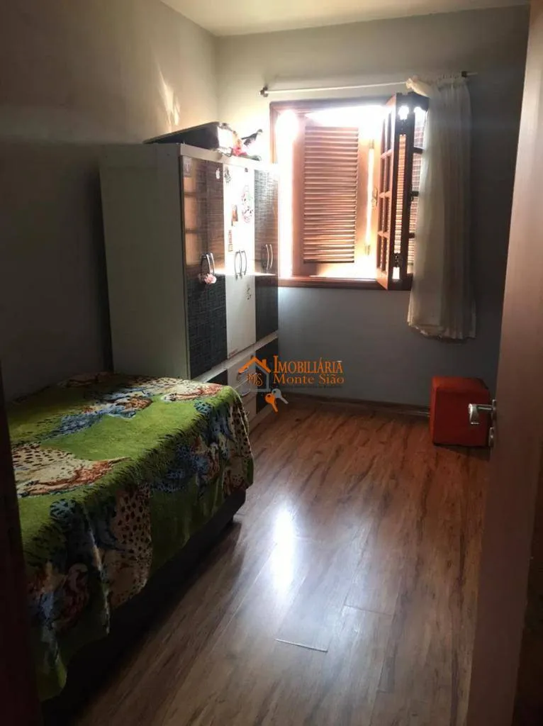 Imagem Sobrado com 3 dormitórios à venda, 90 m² por R$ 750.000,00 - Vila Hulda - Guarulhos/SP