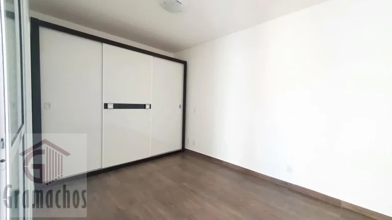 Imagem Studio com varanda e vaga para alugar - Consolação/SP