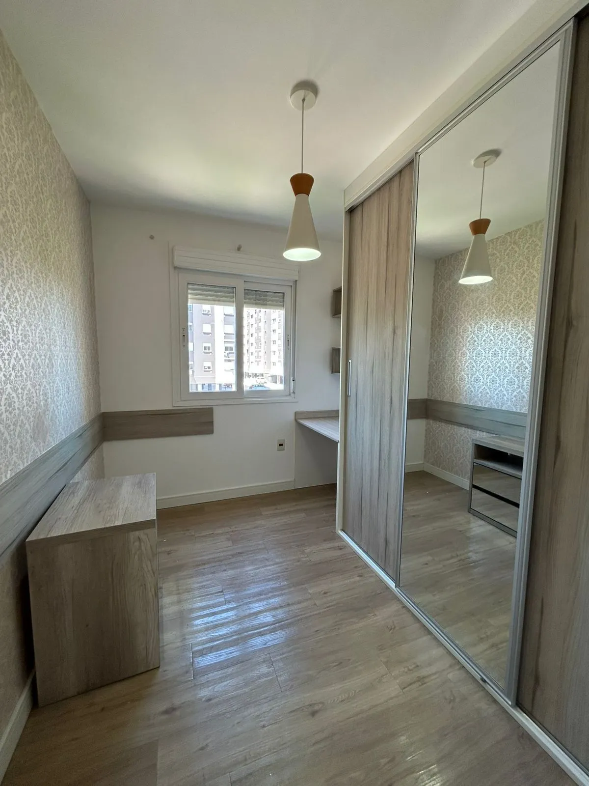 Imagem Apartamento para Venda - 73m², 3 dormitórios, sendo 1 suites, 1 vaga - Jardim Itu Sabará