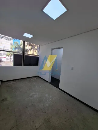 Imagem Prédio Comercial com Elevador | Andares Modulares para Empresas
